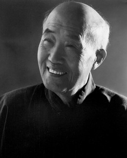 1633656701796073137.jpg 费保龄大师-黑白.jpg